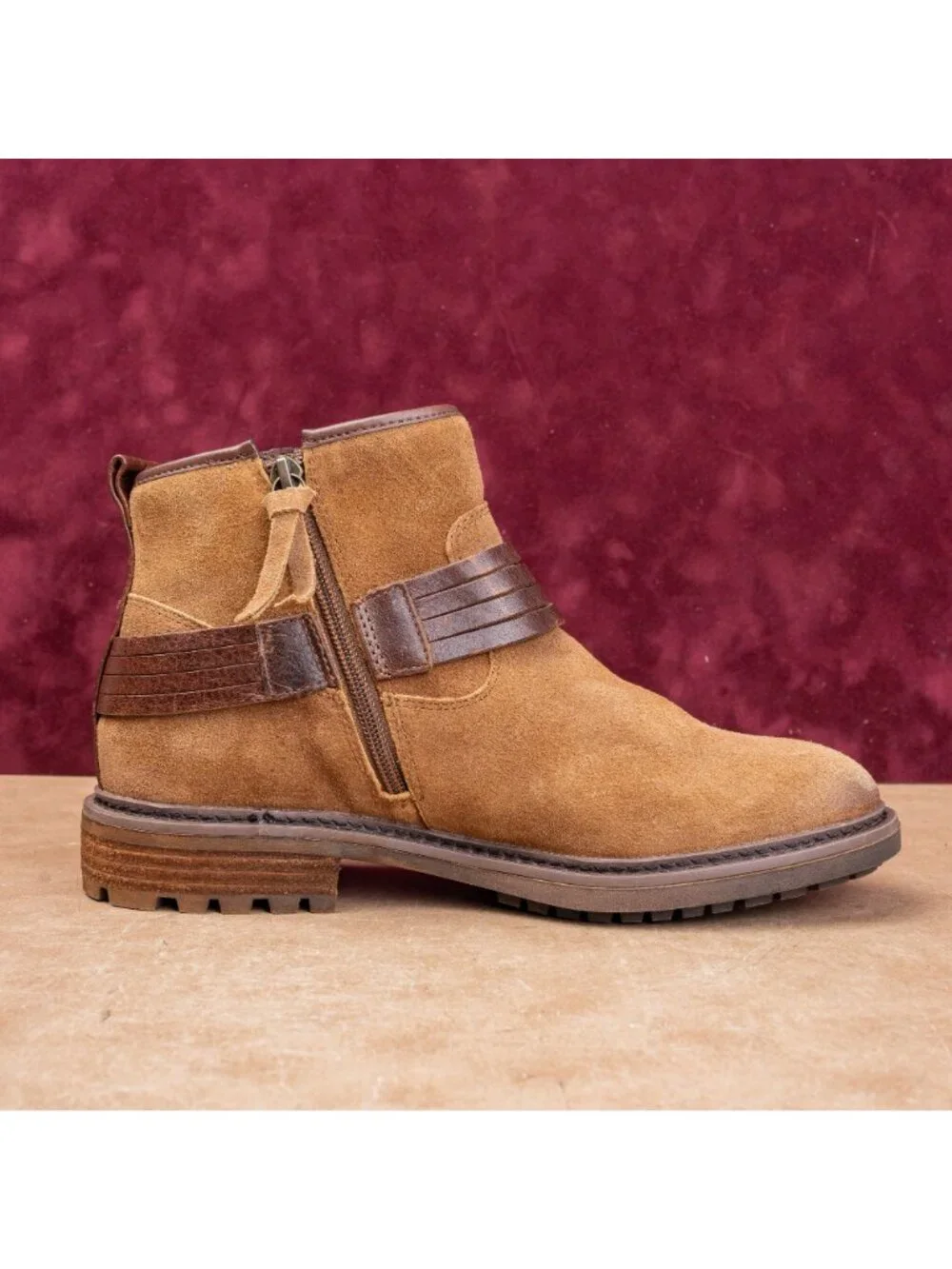 Sofft Women Lavina Brown Suede Lug Zip Strap Fashion Ankle Boots sz 9.5
